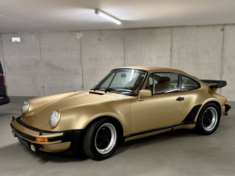 Porsche 911 Turbo 3.3