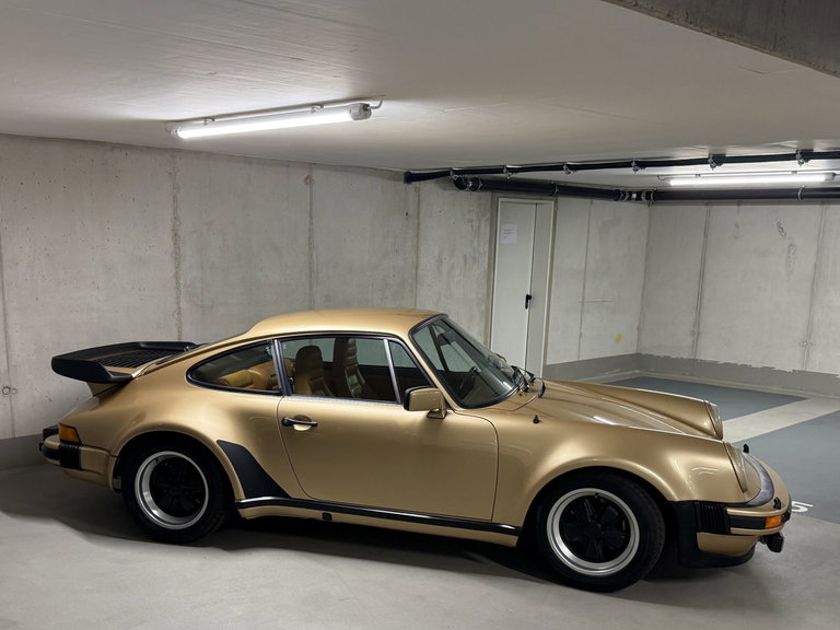 Porsche 911 Turbo 3.3