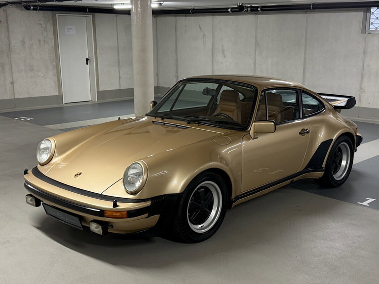 Porsche 911 Turbo 3.3