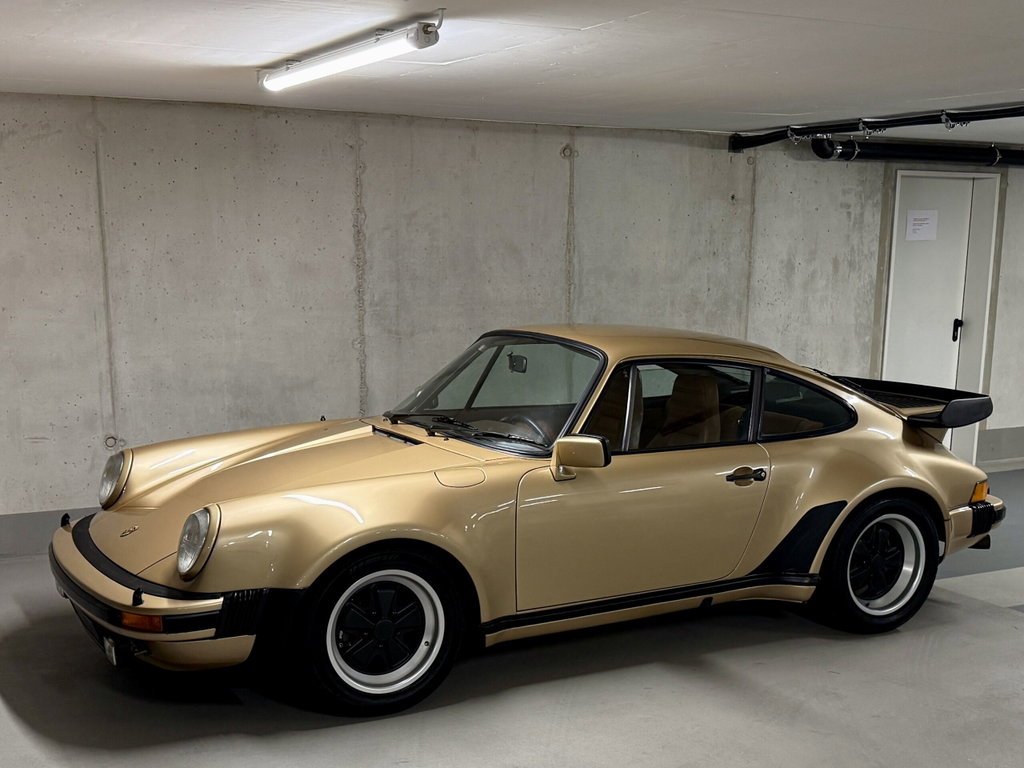 Porsche 911 Turbo 3.3