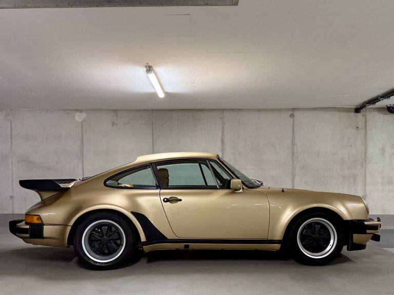 Porsche 911 Turbo 3.3