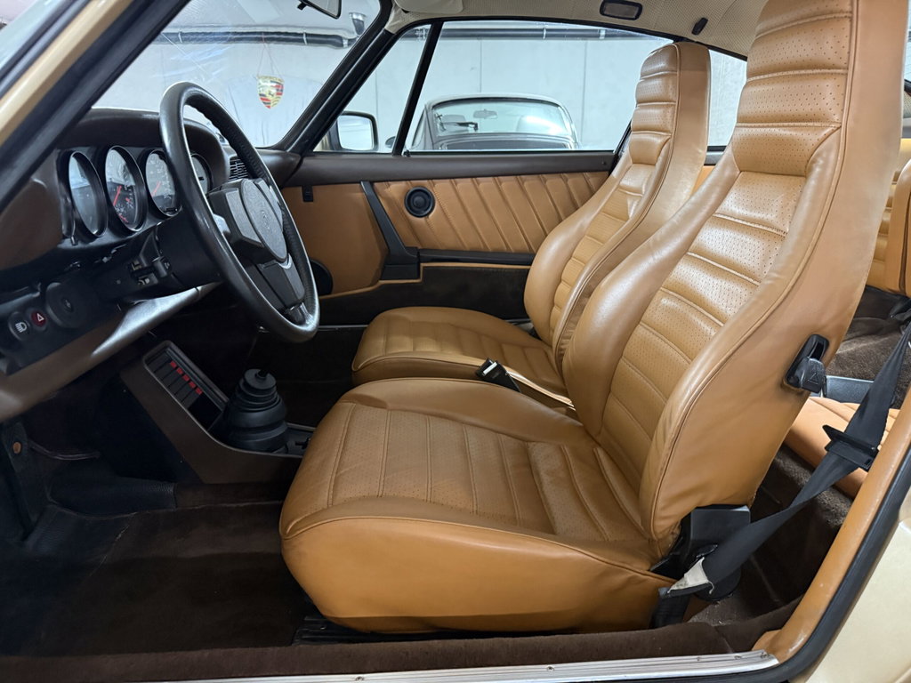 Porsche 911 Turbo 3.3