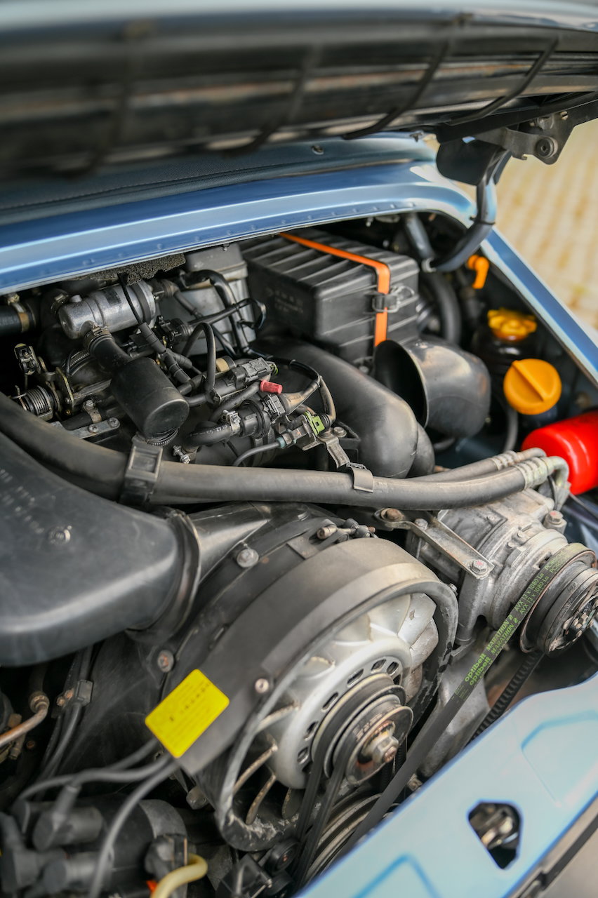 Porsche 964 Carrera 4