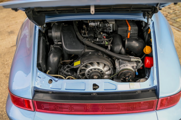 Porsche 964 Carrera 4