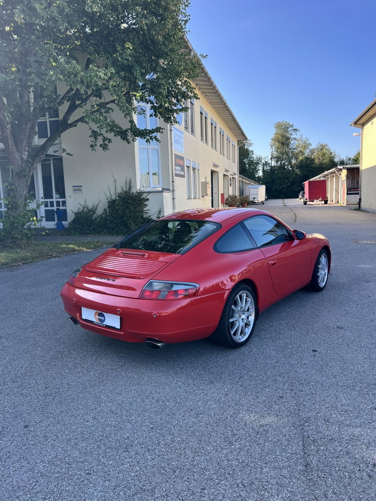 Porsche 996 Carrera