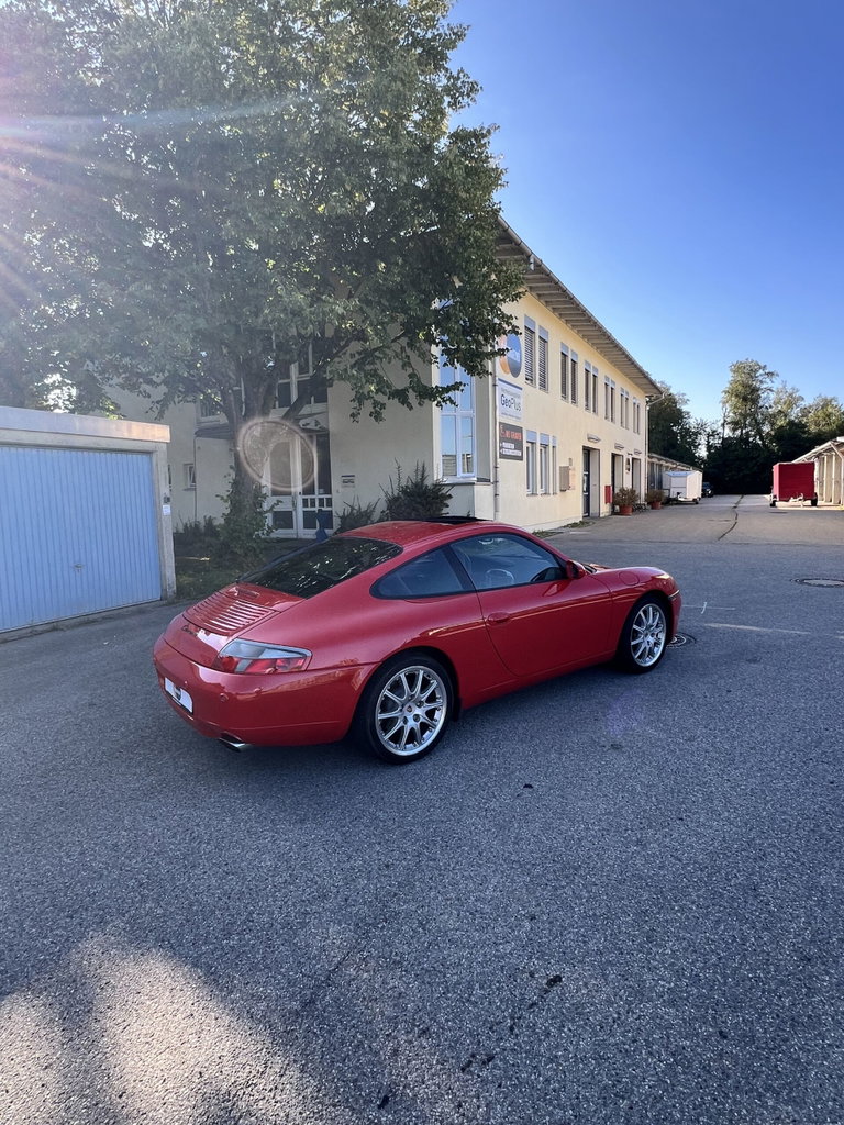 Porsche 996 Carrera