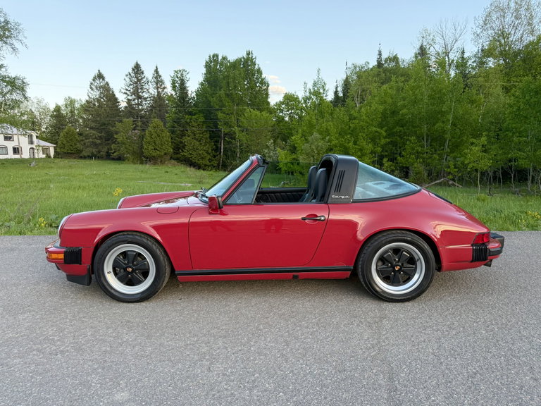 Porsche 911 Carrera 3.2