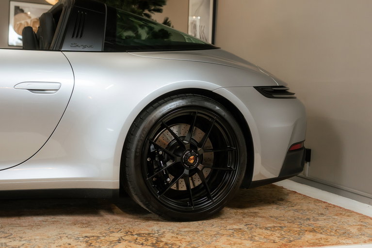 Porsche 992 Targa 4 GTS