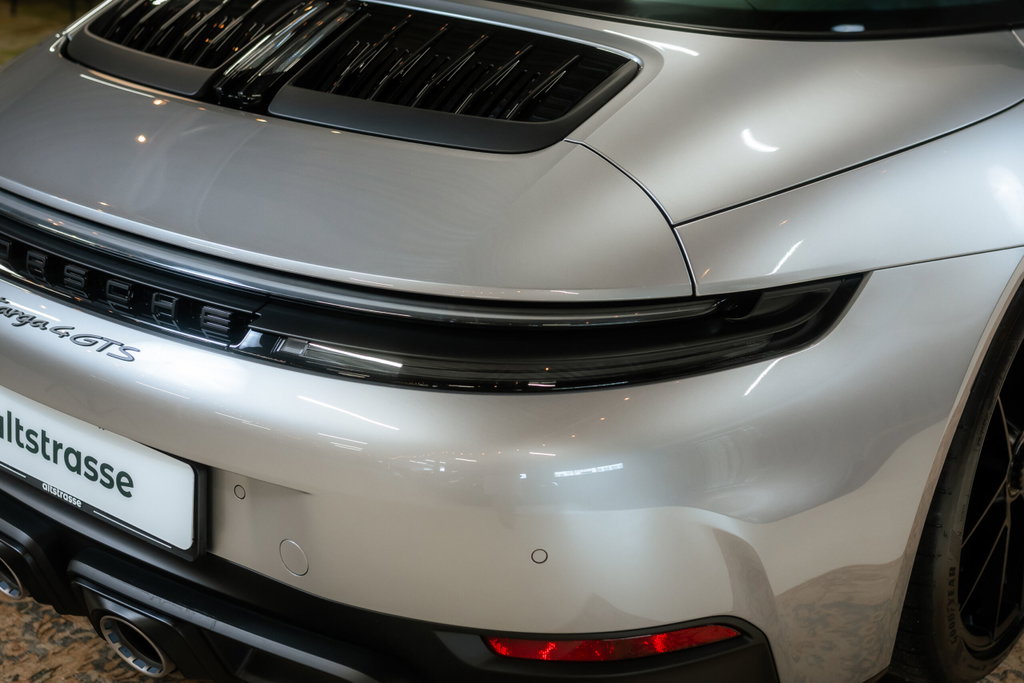 Porsche 992 Targa 4 GTS