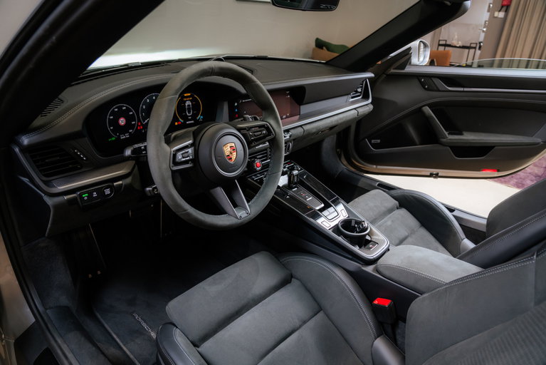Porsche 992 Targa 4 GTS