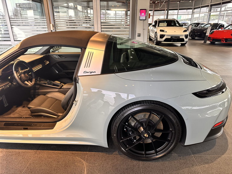 Porsche 992.2 Targa 4 GTS