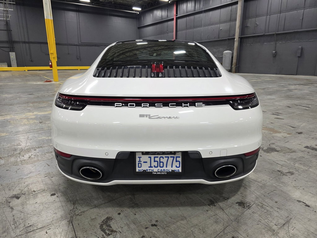 Porsche 992 Carrera