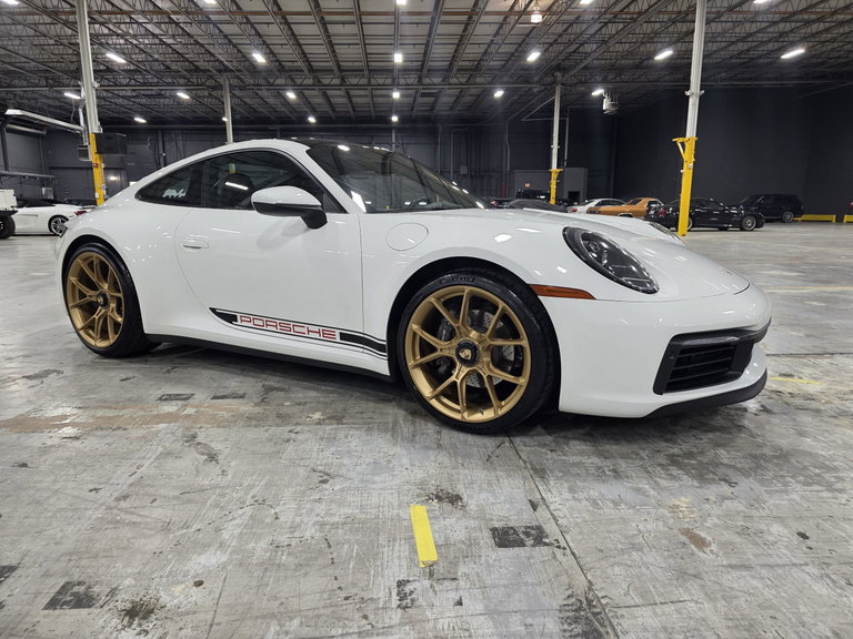 Porsche 992 Carrera