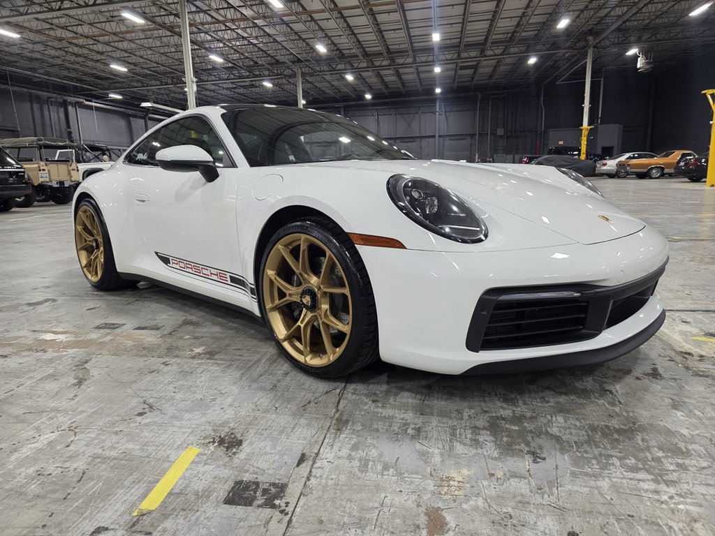Porsche 992 Carrera