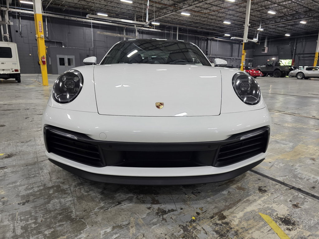 Porsche 992 Carrera