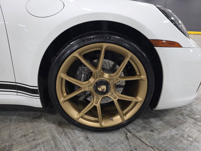 Porsche 992 Carrera
