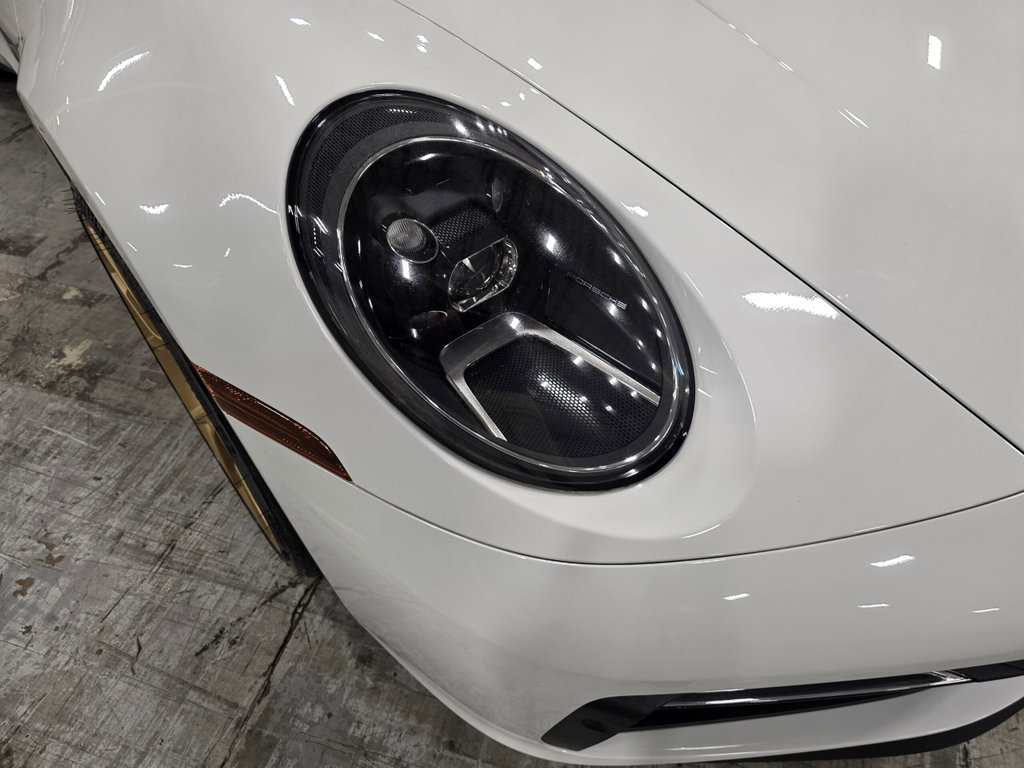 Porsche 992 Carrera