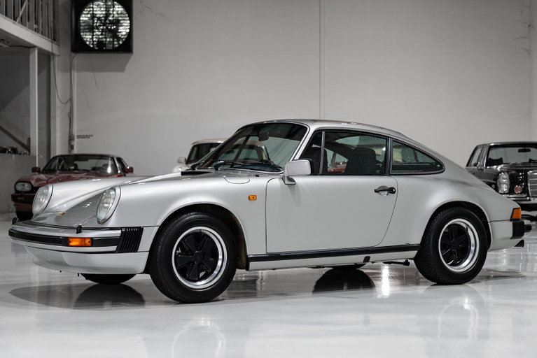 Porsche 911 Carrera 3.0