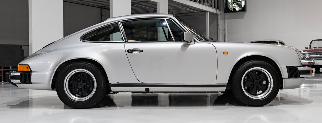 Porsche 911 Carrera 3.0