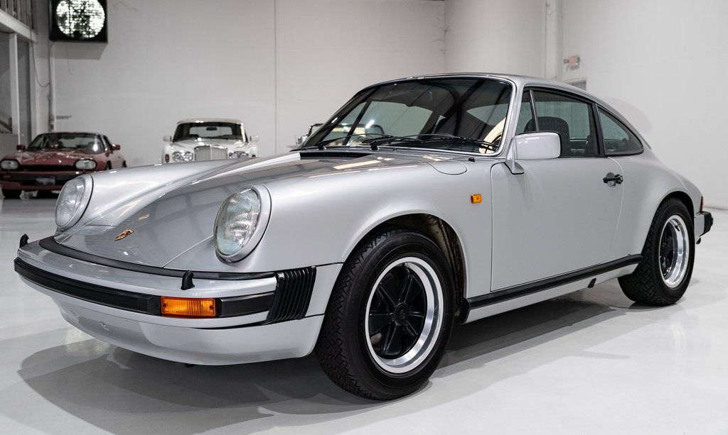 Porsche 911 Carrera 3.0