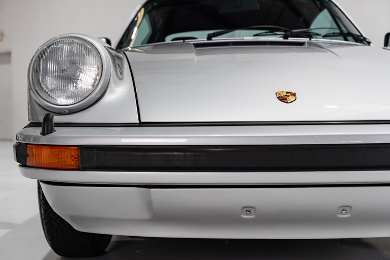 Porsche 911 Carrera 3.0