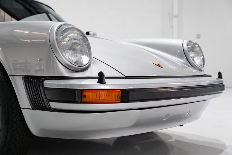 Porsche 911 Carrera 3.0