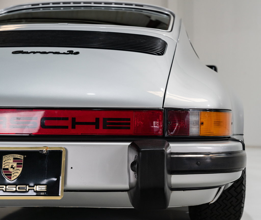 Porsche 911 Carrera 3.0