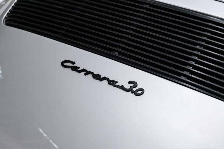 Porsche 911 Carrera 3.0