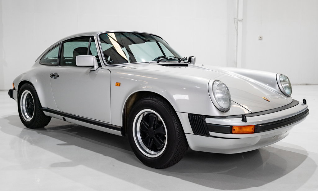 Porsche 911 Carrera 3.0