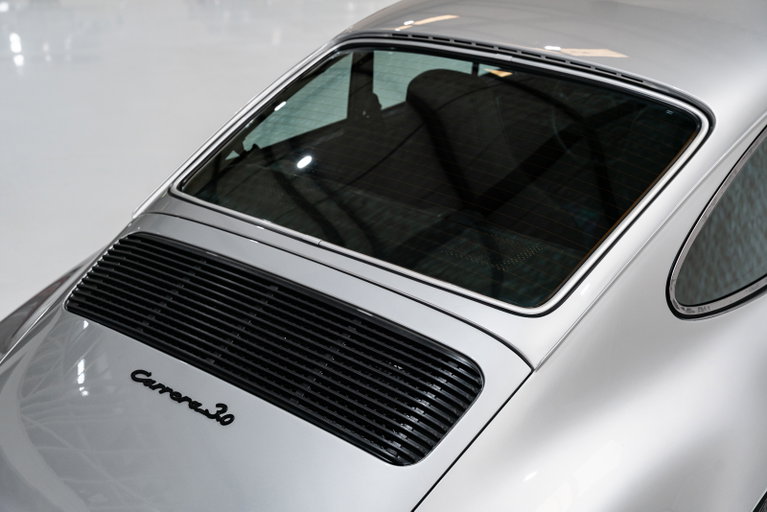 Porsche 911 Carrera 3.0