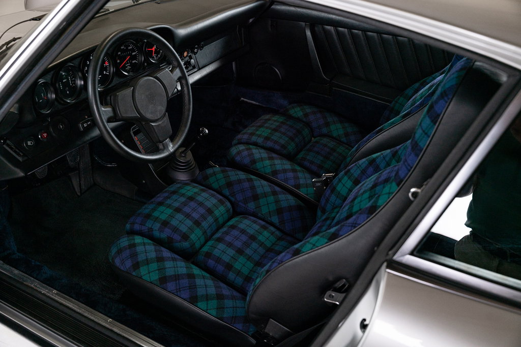 Porsche 911 Carrera 3.0