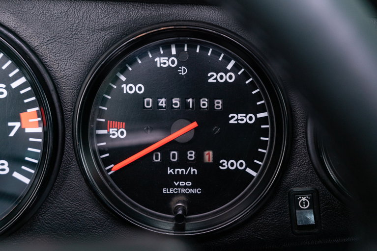 Porsche 911 Carrera 3.0