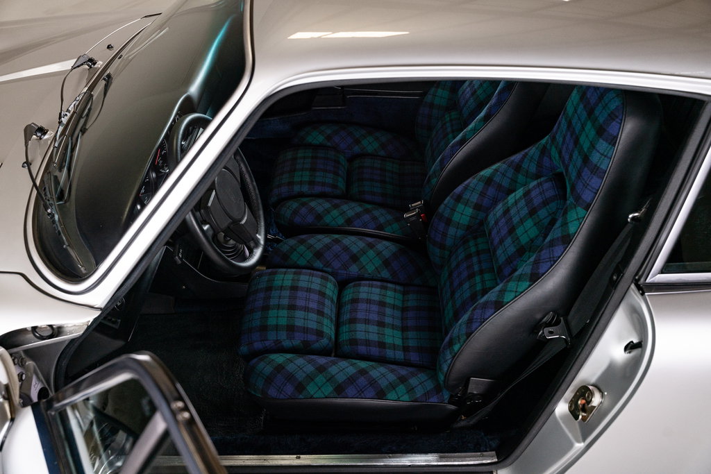 Porsche 911 Carrera 3.0