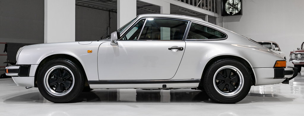 Porsche 911 Carrera 3.0