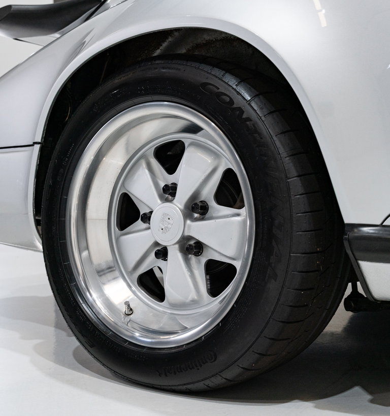 Porsche 911 Carrera 3.2 “25 Jahre 911”