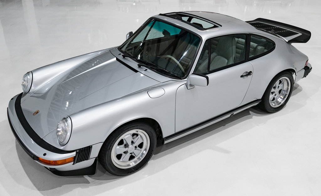Porsche 911 Carrera 3.2 “25 Jahre 911”