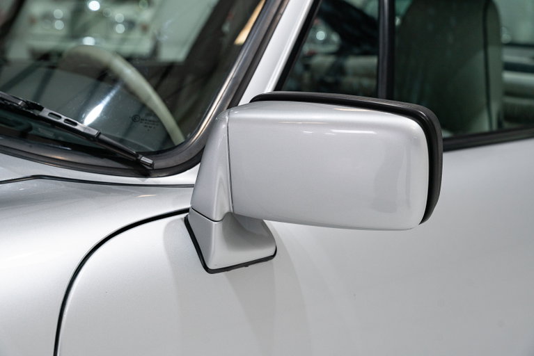 Porsche 911 Carrera 3.2 “25 Jahre 911”