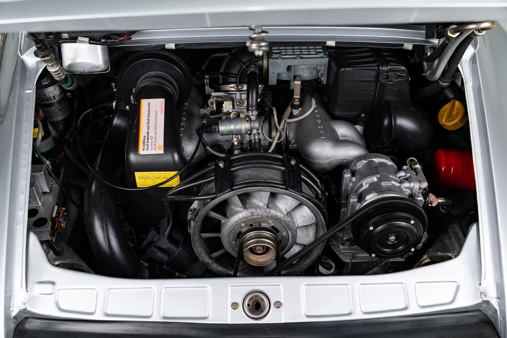 Porsche 911 Carrera 3.2 “25 Jahre 911”