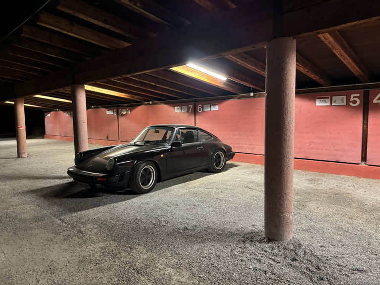 Porsche 911 Carrera 3.2