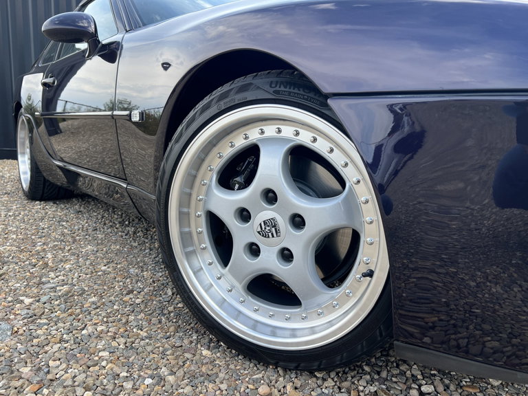 Porsche 968