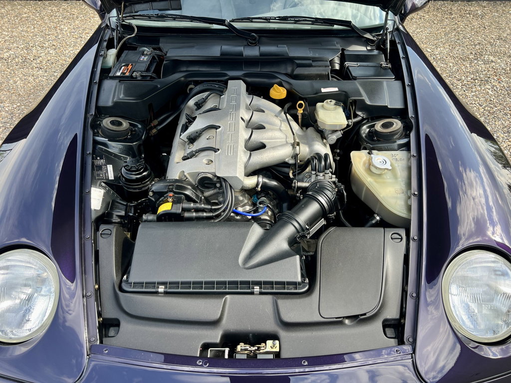 Porsche 968