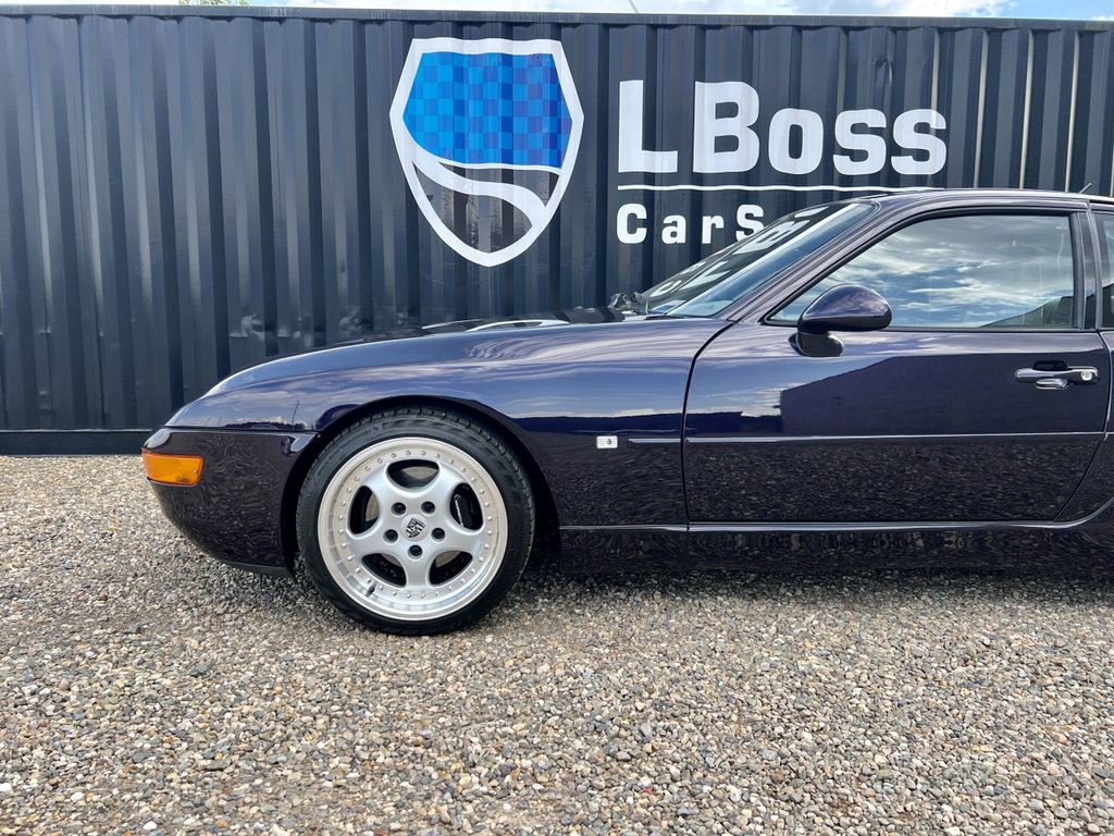 Porsche 968