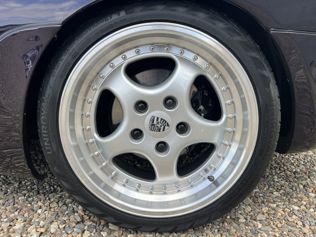 Porsche 968