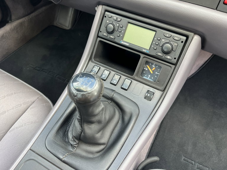 Porsche 968