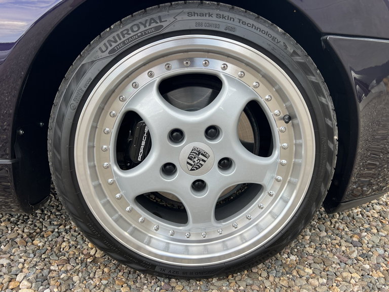 Porsche 968