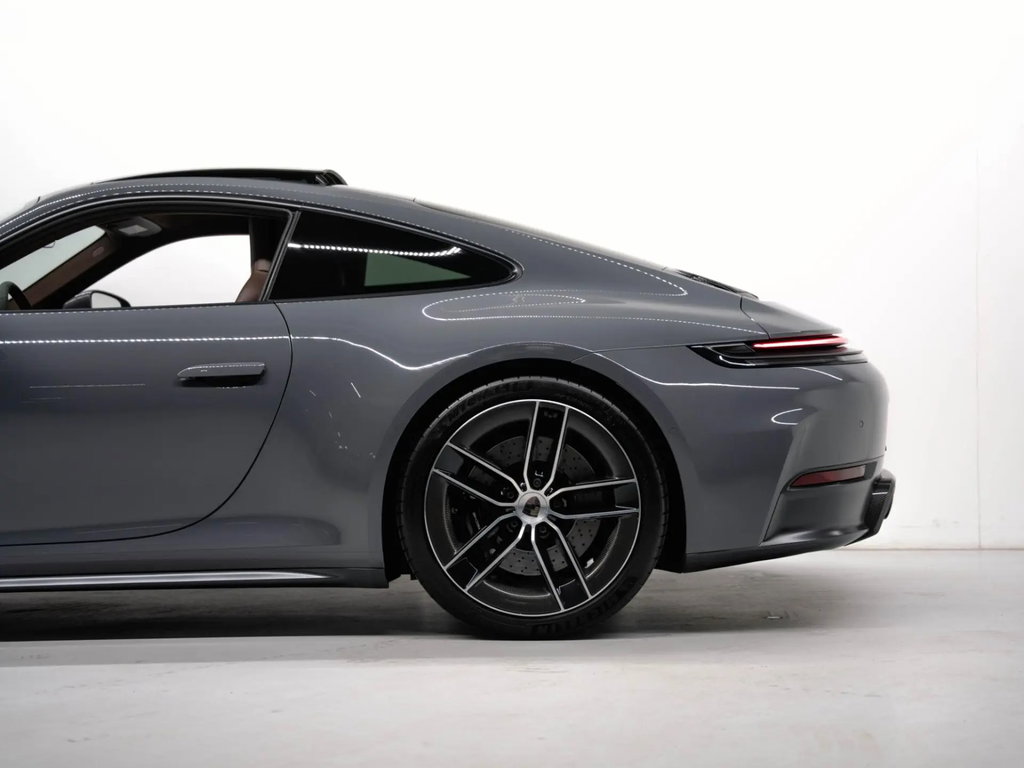 Porsche 992.2 Carrera 4 GTS