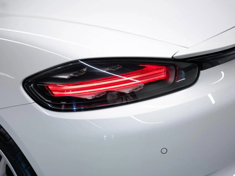 Porsche 718 Boxster