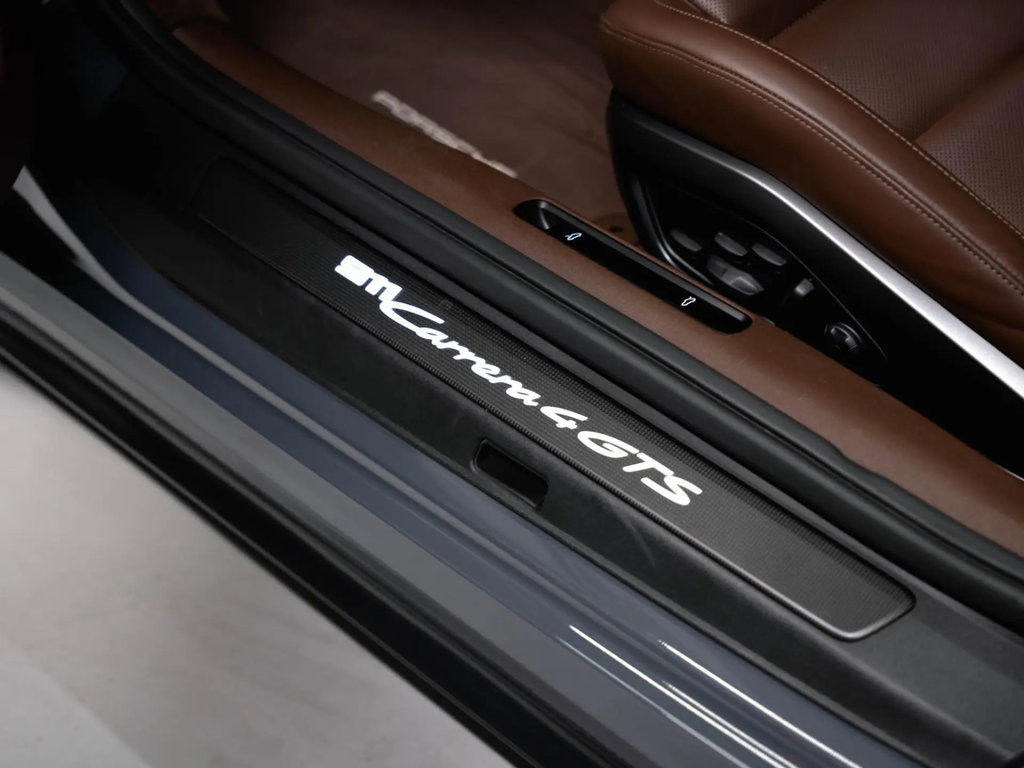 Porsche 992.2 Carrera 4 GTS