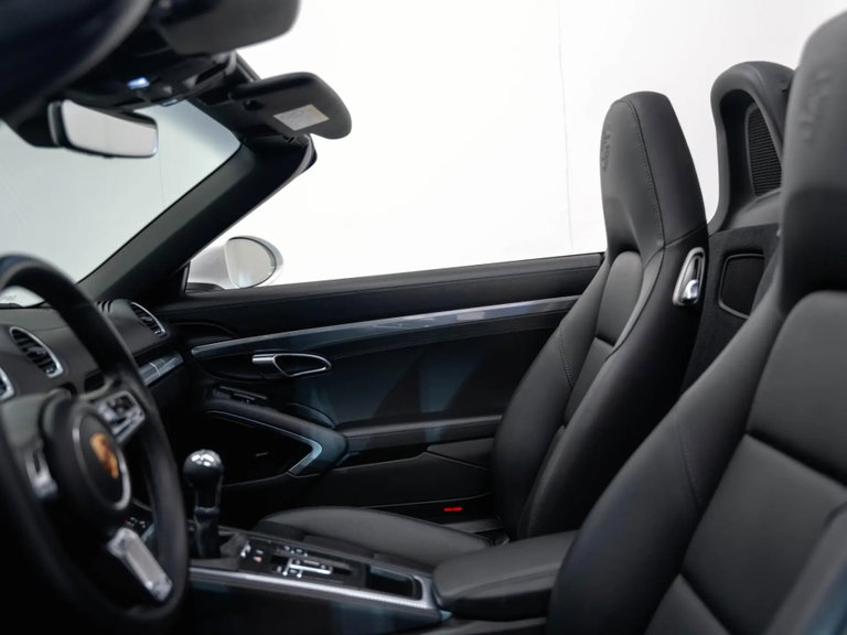 Porsche 718 Boxster