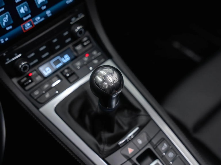 Porsche 718 Boxster